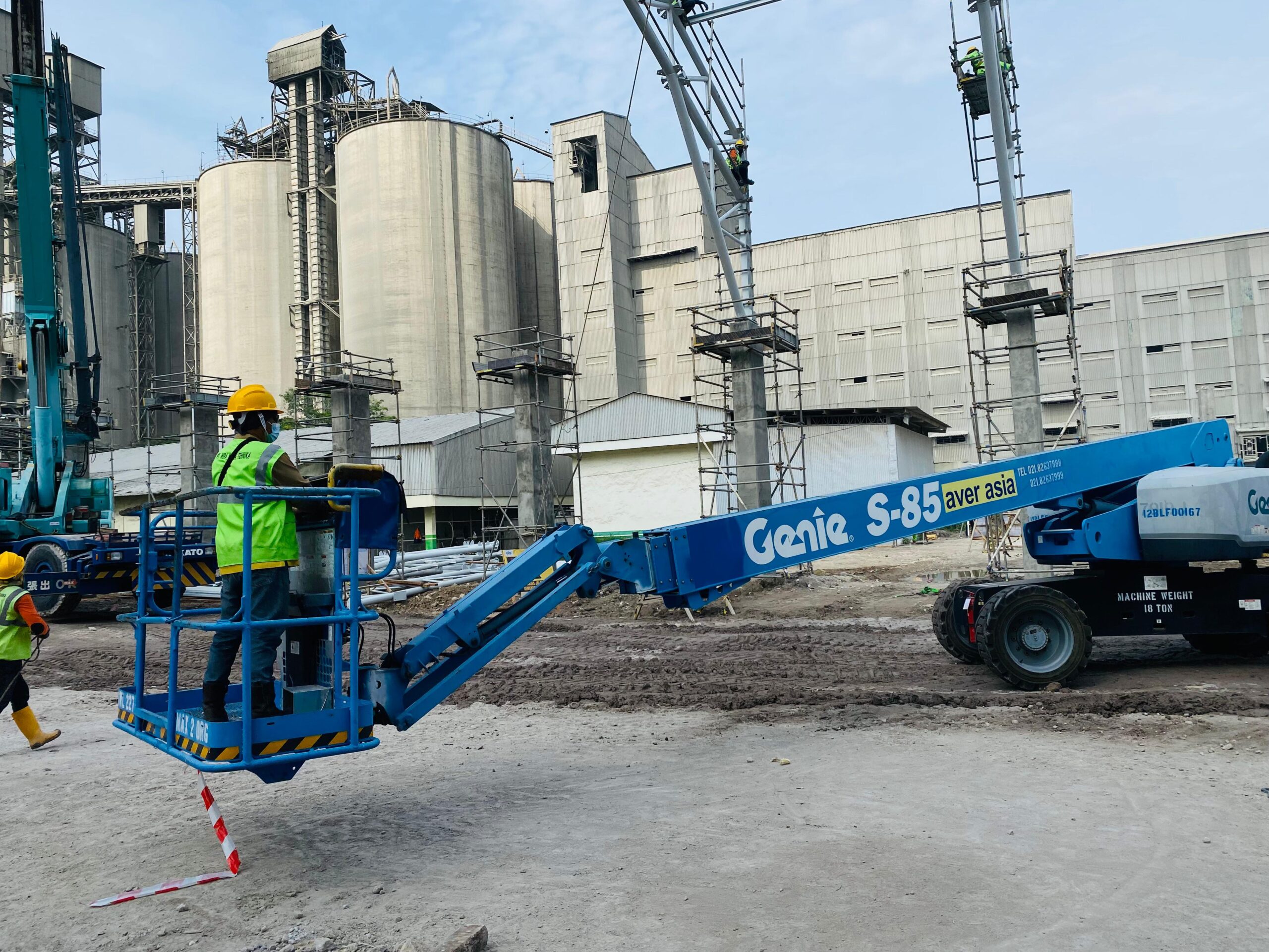 Jasa-Sewa-Boom-Lift-Pasuruan