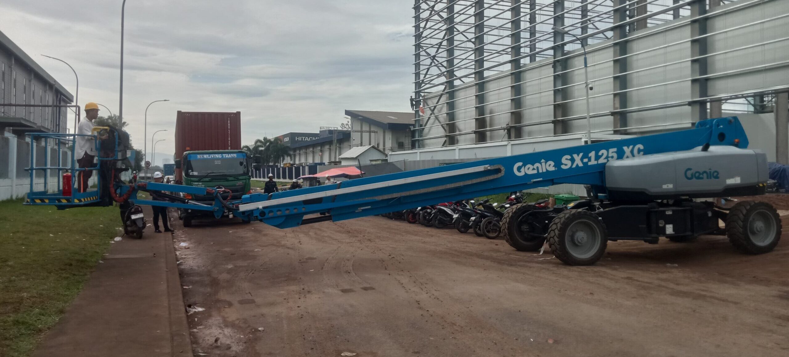 Jasa-Sewa-Boom-Lift-Genie-Ngawi