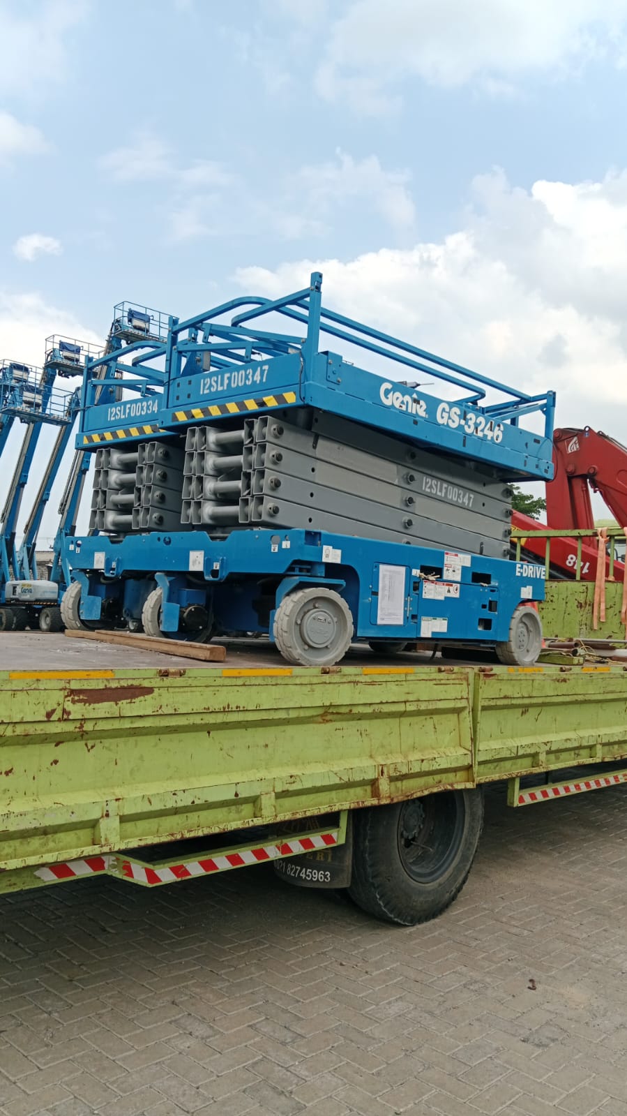 Sewa-Scissor-Lift-Genie-di-Ngawi